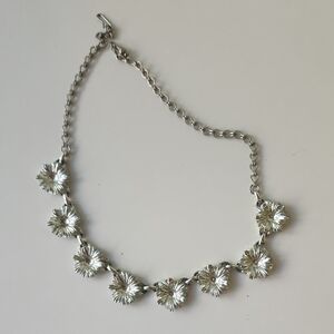 Vintage Silver Floral Necklace 18 Inches